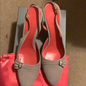 NWOT Judith leiber pumps
